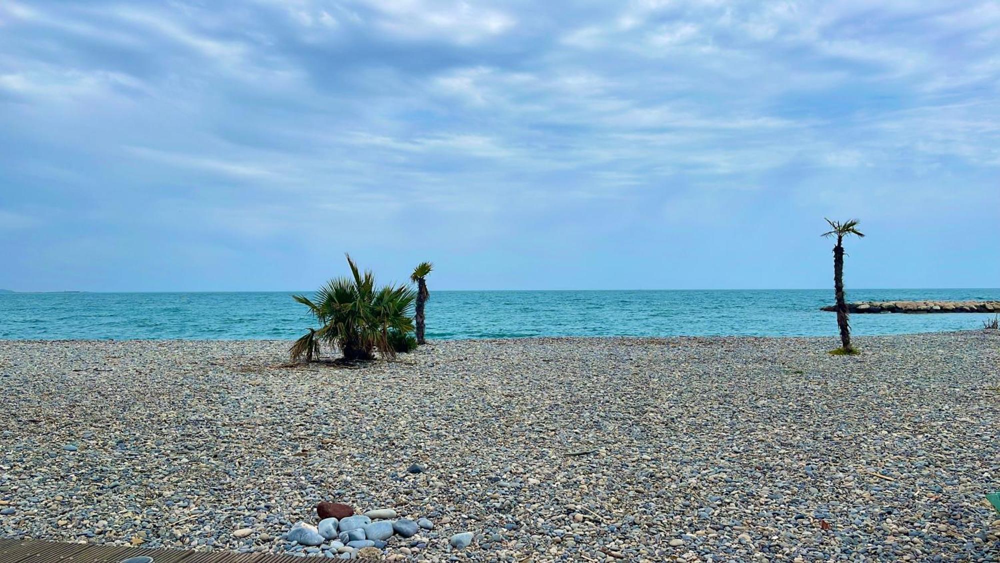 Villeneuve Loubet Plage- Entre Nice Et Cannes Exterior foto